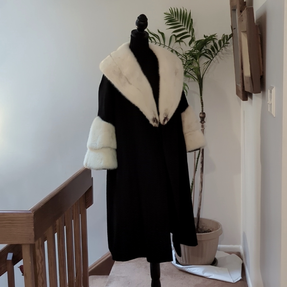 Vintage "Maxines" Mink Trimmed, French Loomed 3/4 length Coat
